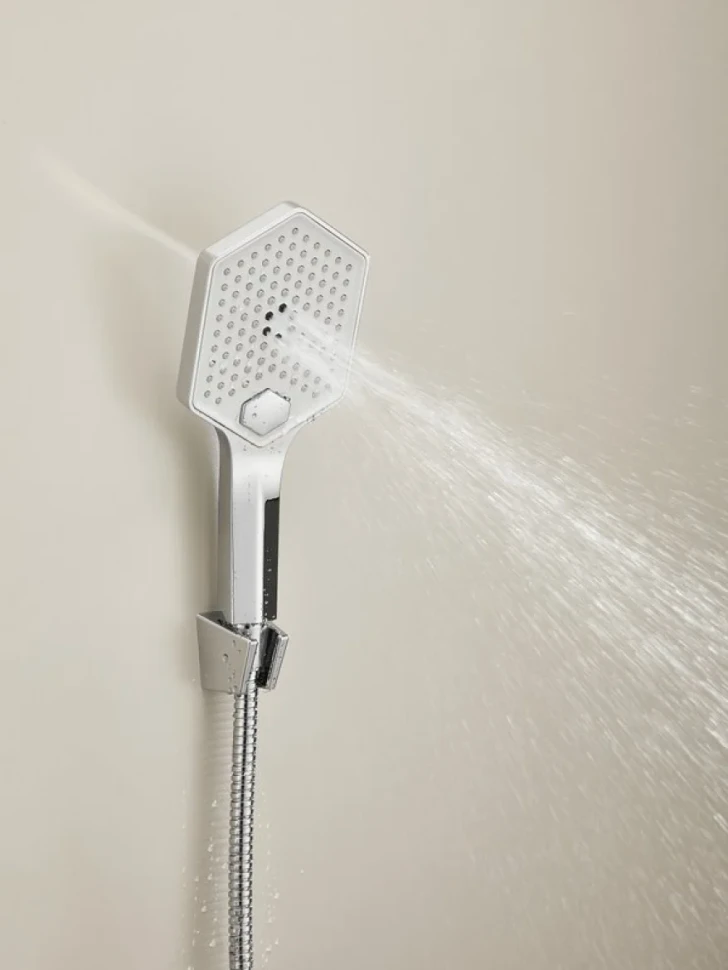 Смеситель для ванны с душем Haiba HB60726 хром