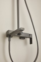 Душевая стойка BELZ B24613-3 вороненая сталь