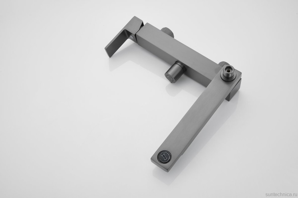 Душевая стойка BELZ B24613-3 вороненая сталь