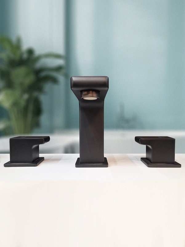 Смеситель на борт ванны AltroBagno Lamberto AltroBagnoLamberto020106MB С ВНУТРЕННЕЙ ЧАСТЬЮ, матовый черный