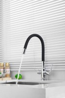 Смеситель для кухни BELZ B814 B76814 с гибким изливом, хром, черный