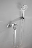 Смеситель для ванны с душем BELZ B679 B60679 хром
