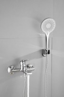 Смеситель для ванны с душем BELZ B679 B60679 хром
