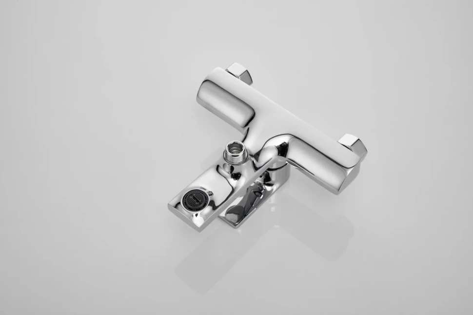 Смеситель для ванны с душем BELZ B679 B60679 хром