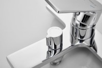 Смеситель для ванны с душем BELZ B679 B60679 хром