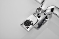 Смеситель для ванны с душем BELZ B679 B60679 хром