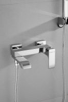 Смеситель для ванны с душем BELZ B507 B60507 хром Смеситель для ванны с душем BELZ B507 B60507 хром