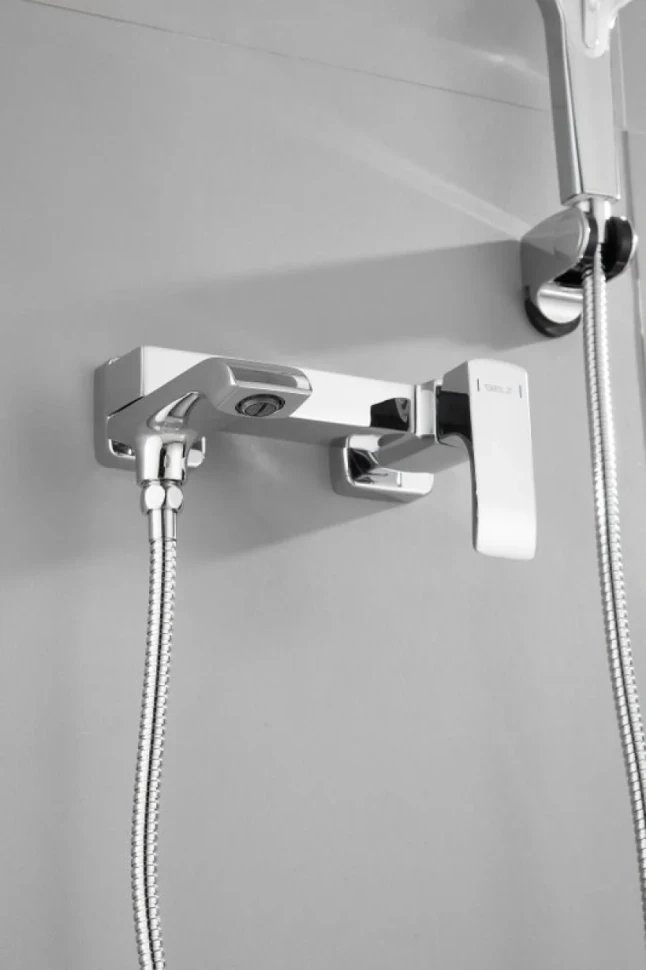 Смеситель для ванны с душем BELZ B507 B60507 хром