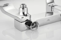 Смеситель для ванны с душем BELZ B507 B60507 хром Смеситель для ванны с душем BELZ B507 B60507 хром