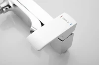 Смеситель для ванны с душем BELZ B507 B60507 хром Смеситель для ванны с душем BELZ B507 B60507 хром