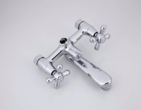 Смеситель для ванны с душем Frap H25 F3025 хром Смеситель для ванны с душем Frap H25 F3025 хром