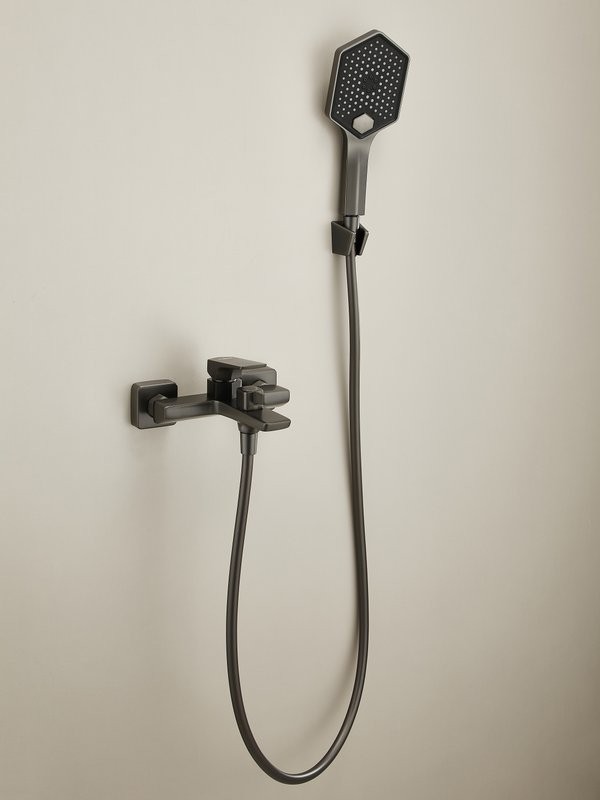 Смеситель для ванны с душем Haiba HB60726-3 оружейная сталь