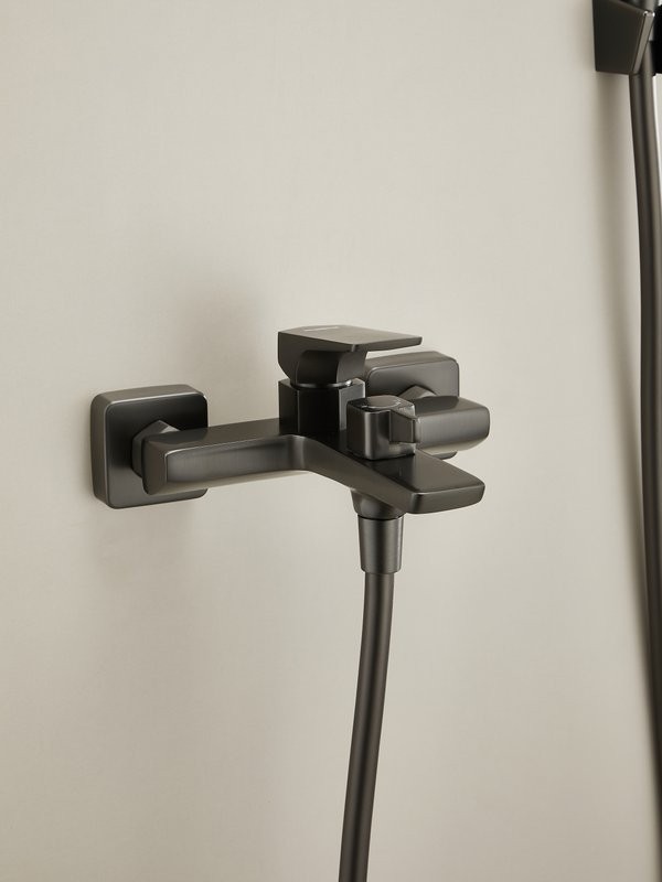 Смеситель для ванны с душем Haiba HB60726-3 оружейная сталь