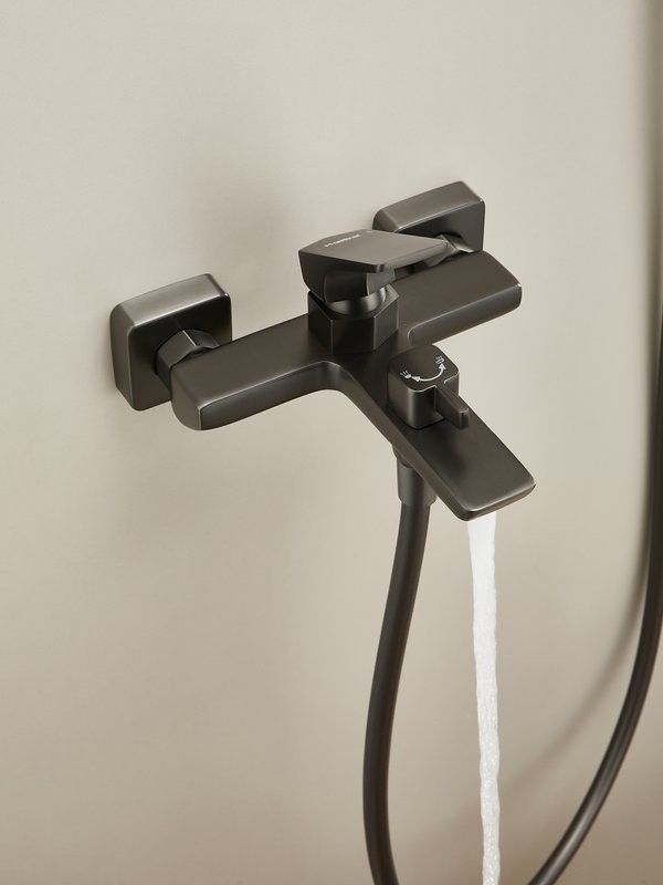 Смеситель для ванны с душем Haiba HB60726-3 оружейная сталь