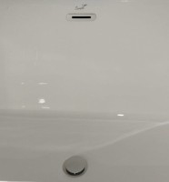 Акриловая ванна Ceruttispa GRETA170 170x80 см, отдельностоящая, белая, овальная, с каркасом, со сливом-переливом, с донным клапаном