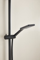 Душевая стойка BELZ B24613-7 черная