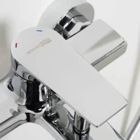 Смеситель для ванны с душем Wasserkraft Lopau 3201 хром Смеситель для ванны с душем Wasserkraft Lopau 3201 хром