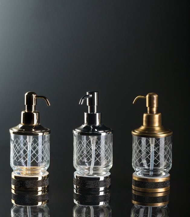 Дозатор Boheme Royal Cristal Black настольный, хром