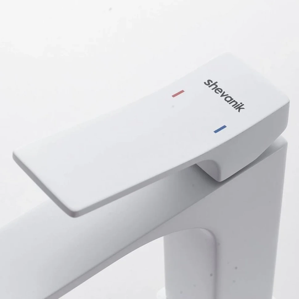 Смеситель для раковины Shevanik S6101C белый