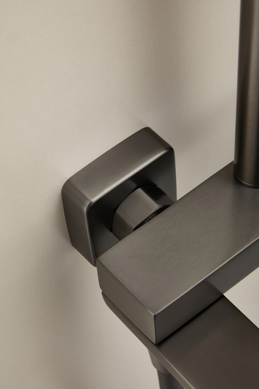 Душевая стойка BELZ B507 B24507-3 оружейная сталь