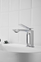 Смеситель для раковины BELZ B618 B10618 хром Смеситель для раковины BELZ B618 B10618 хром