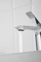 Смеситель для раковины BELZ B618 B10618 хром Смеситель для раковины BELZ B618 B10618 хром