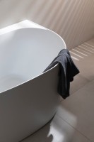 Акриловая ванна Allen Brau Priority 5 L 160x80 см, левая, пристенная, белая матовая, асимметричная, на ножках, с экраном, со сливом-переливом