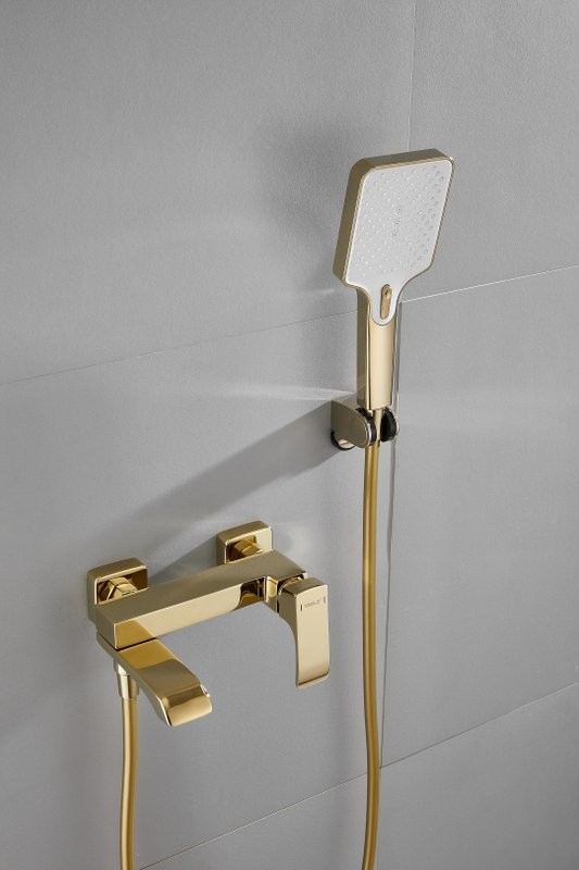 Смеситель для ванны с душем BELZ B507 B60507-5 золото