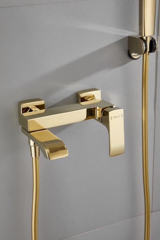 Смеситель для ванны с душем BELZ B507 B60507-5 золото