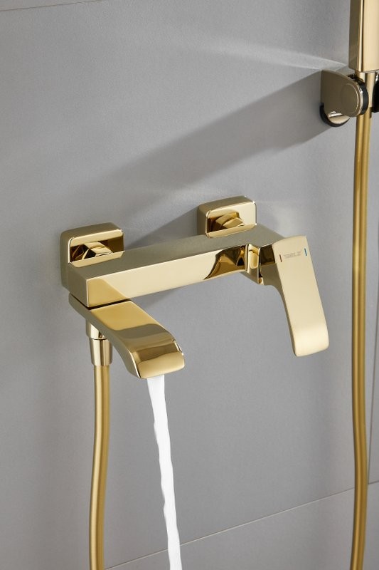 Смеситель для ванны с душем BELZ B507 B60507-5 золото