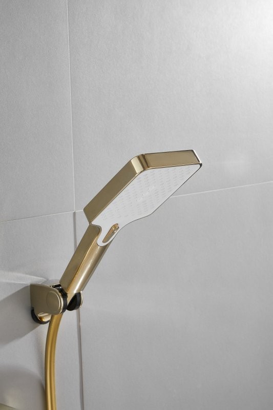 Смеситель для ванны с душем BELZ B507 B60507-5 золото