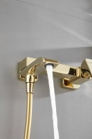 Смеситель для ванны с душем BELZ B507 B60507-5 золото Смеситель для ванны с душем BELZ B507 B60507-5 золото