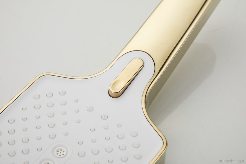 Смеситель для ванны с душем BELZ B507 B60507-5 золото