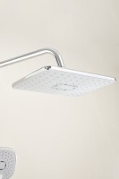 Душевая стойка BELZ B24533 хром