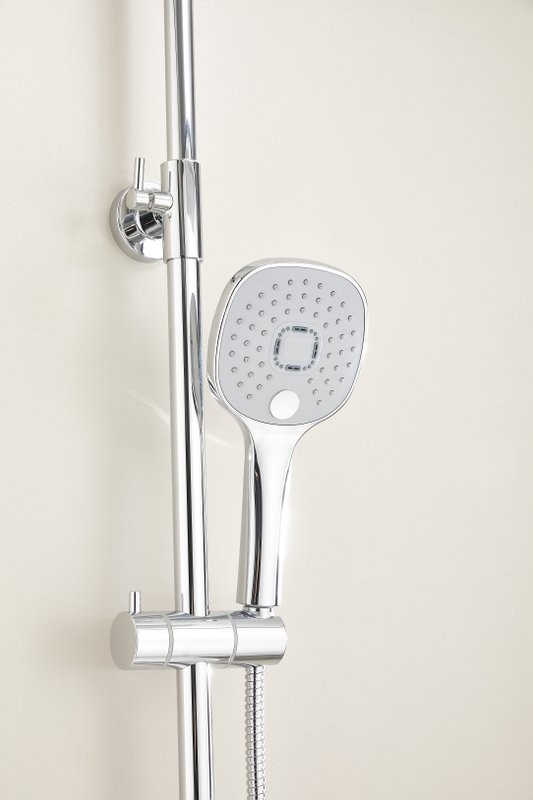 Душевая стойка BELZ B24533 хром