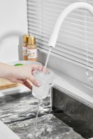 Смеситель для кухни BELZ B814 B76814-8 с гибким изливом, белый