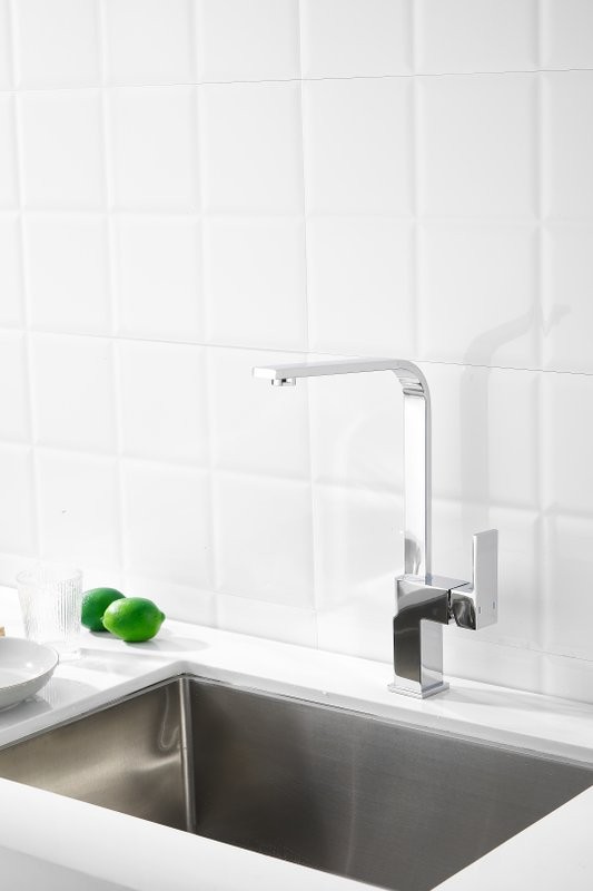 Смеситель для кухни BELZ B70613 хром