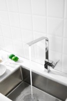 Смеситель для кухни BELZ B70613 хром Смеситель для кухни BELZ B70613 хром