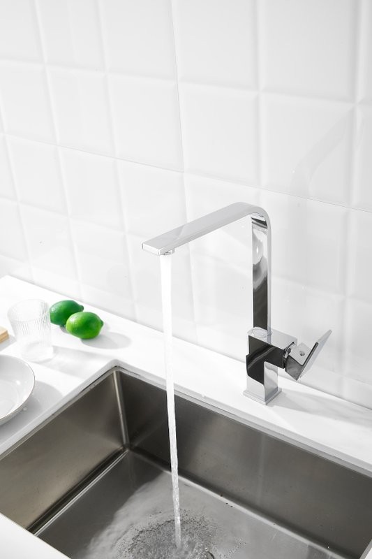 Смеситель для кухни BELZ B70613 хром