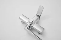Смеситель с длинным изливом для ванны BELZ B618 B22618 хром