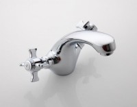 Смеситель для раковины Frap H24 F1024 хром Смеситель для раковины Frap H24 F1024 хром