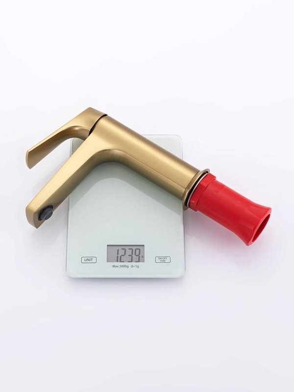 Смеситель для раковины Raglo R07.10.03 золотой сатин