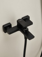 Смеситель для ванны с душем Haiba HB60726-7 черный