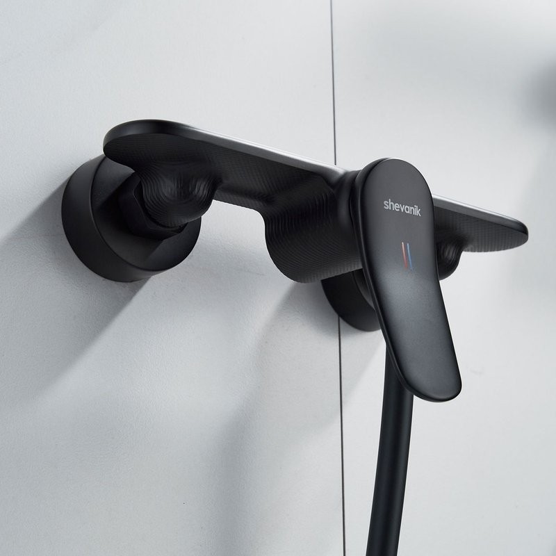Смеситель для душа с лейкой Shevanik S4716H, черный