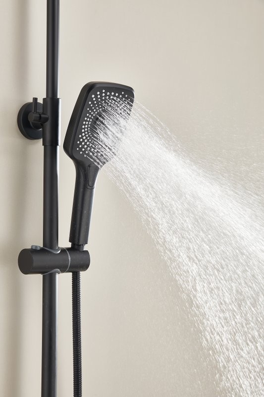 Душевая стойка BELZ B24533-7 черная