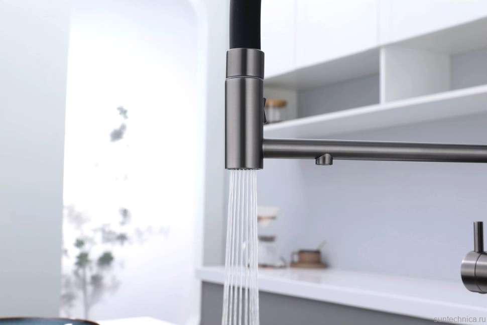 Смеситель для кухни Paulmark Nexus Diamond Nd613999-GM с гибким изливом, вороненая сталь