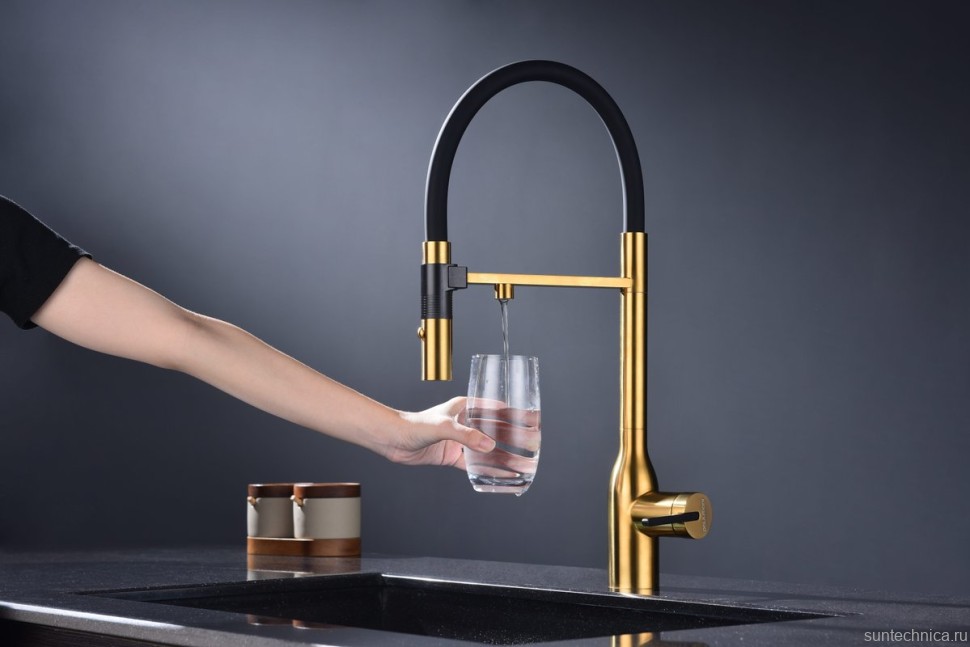 Смеситель для кухни Paulmark Magneto One Ma213188-BG брашированное золото