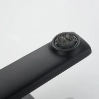 Смеситель для раковины Shevanik S8901H-1 черный Смеситель для раковины Shevanik S8901H-1 черный