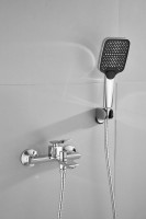 Смеситель для ванны с душем BELZ B618 B60618 хром