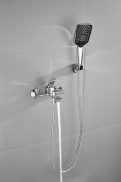 Смеситель для ванны с душем BELZ B618 B60618 хром
